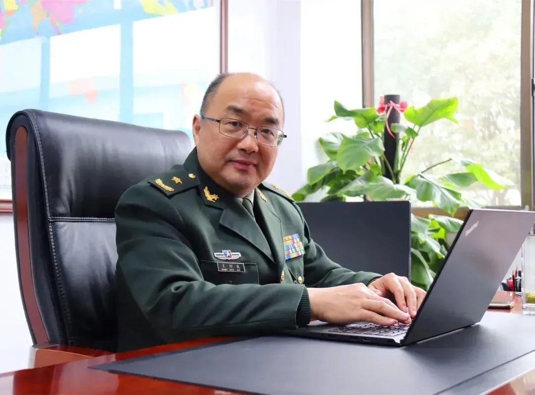 國防科技大學(xué)，一所卓越的高等學(xué)府，究竟有多牛？，國防科技大學(xué)，卓越高等學(xué)府的深度解析，究竟有多牛？